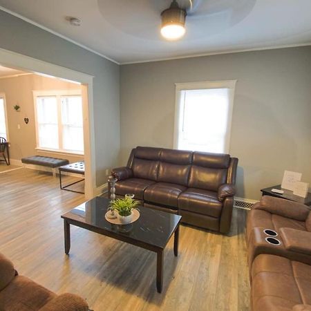 Large 6Br, 2 Bath In Niagara Falls Eksteriør billede