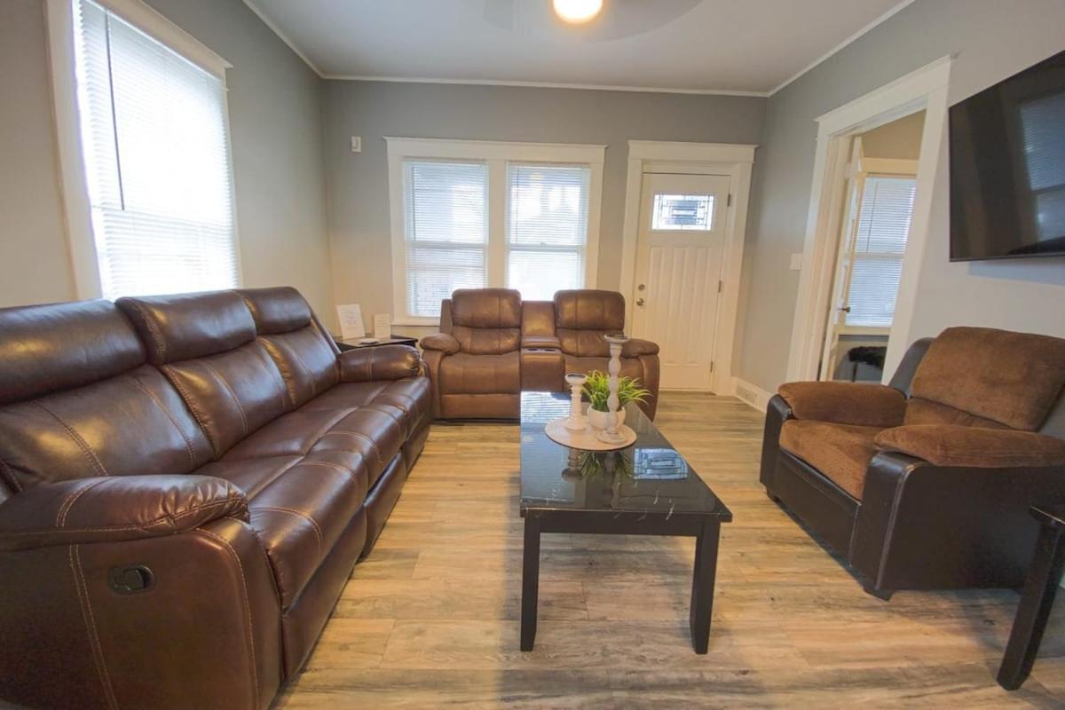 Large 6Br, 2 Bath In Niagara Falls Eksteriør billede