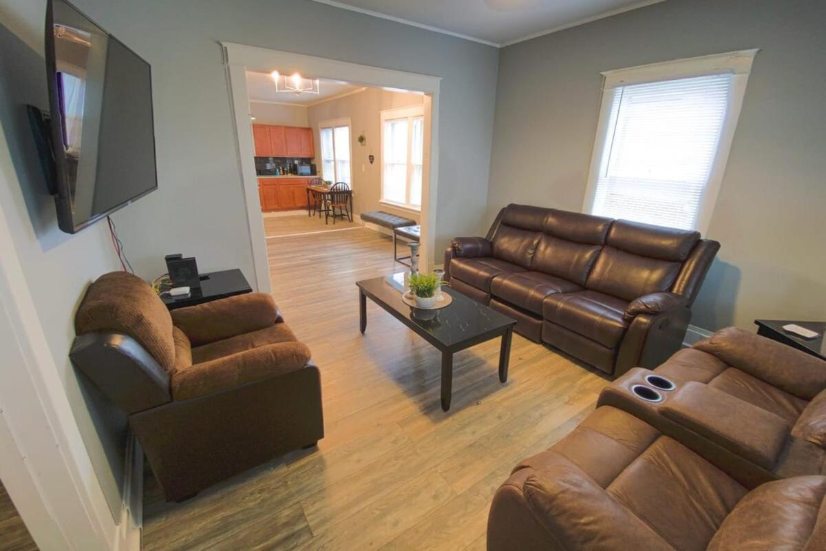 Large 6Br, 2 Bath In Niagara Falls Eksteriør billede