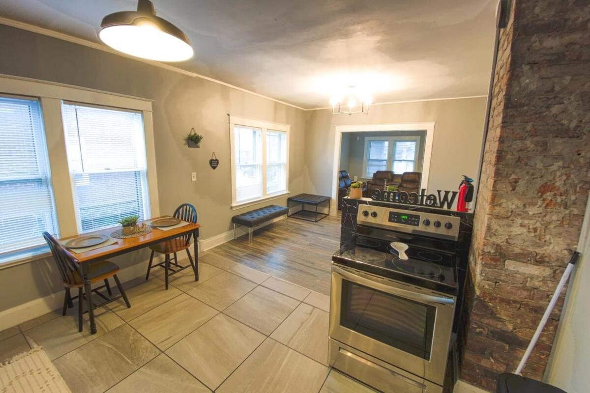 Large 6Br, 2 Bath In Niagara Falls Eksteriør billede