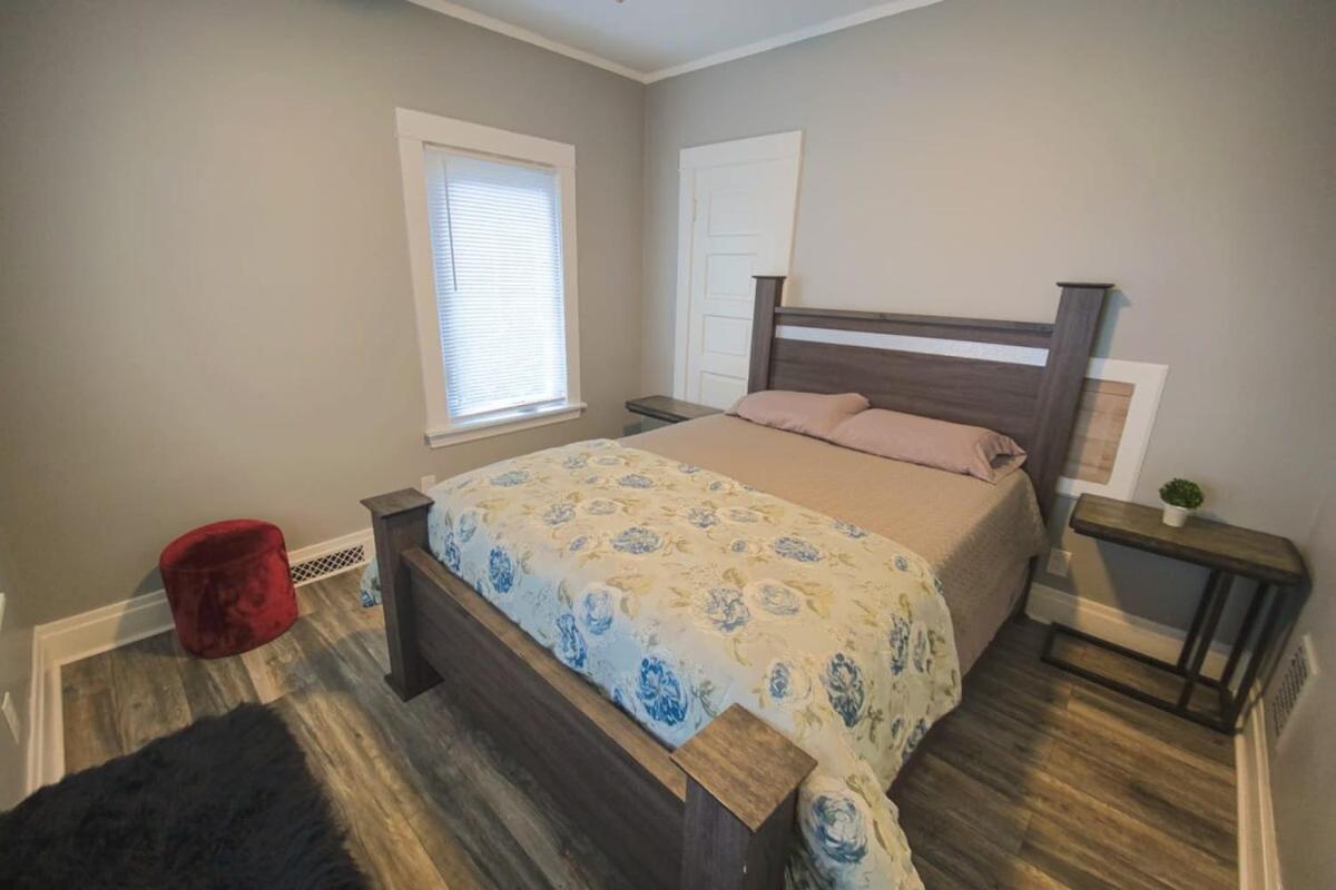 Large 6Br, 2 Bath In Niagara Falls Eksteriør billede